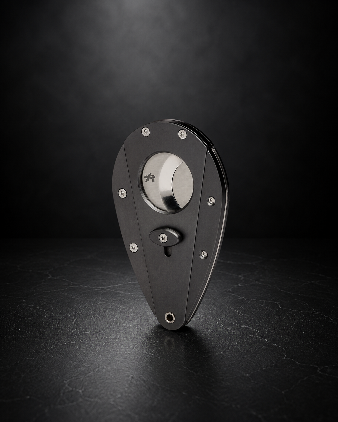 Xi1 Cutter, Titanium