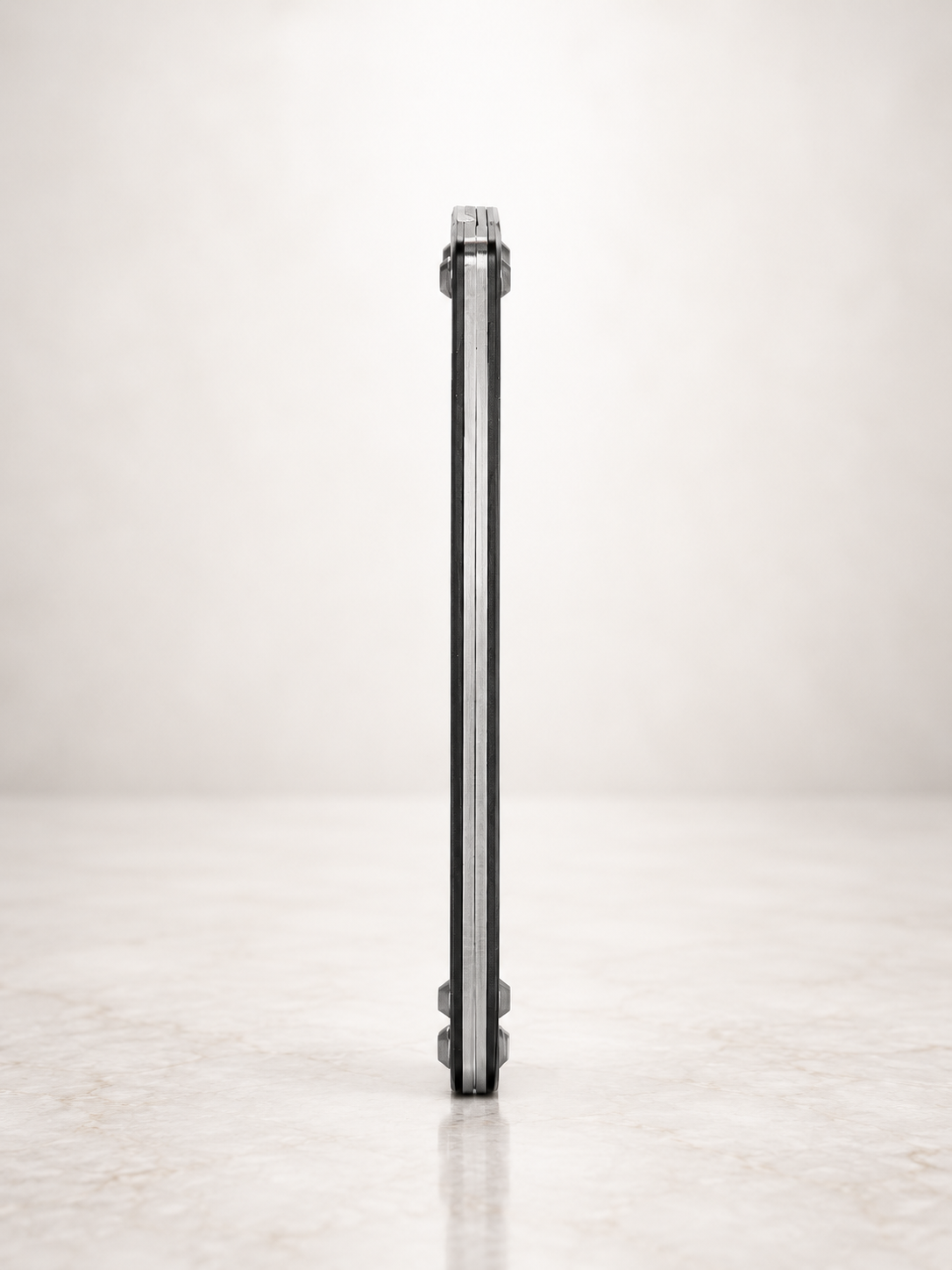 Ultra Slim Cutter Black
