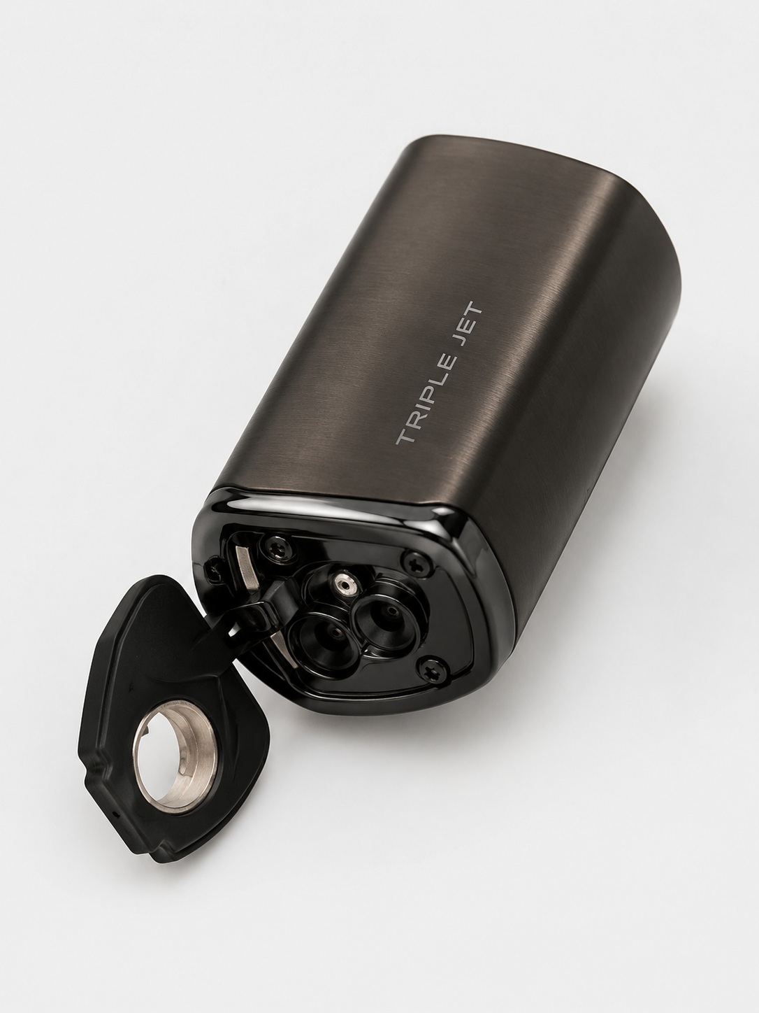 CEO triple-jet lighter